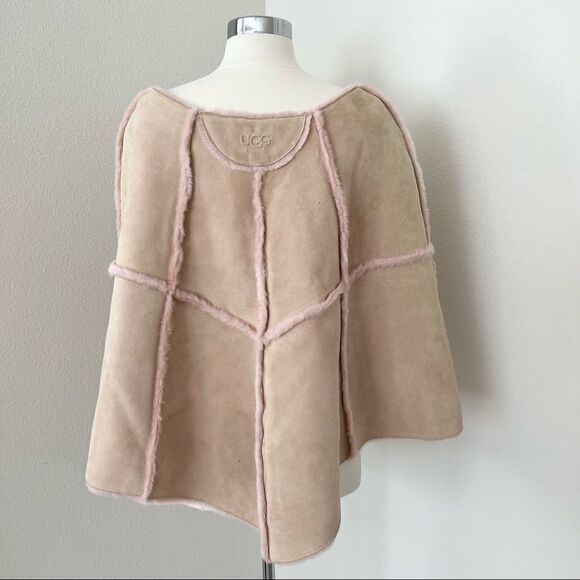 UGG Australia Pink shearling Poncho w/ Hand Pockets SM - Picture 2 of 10